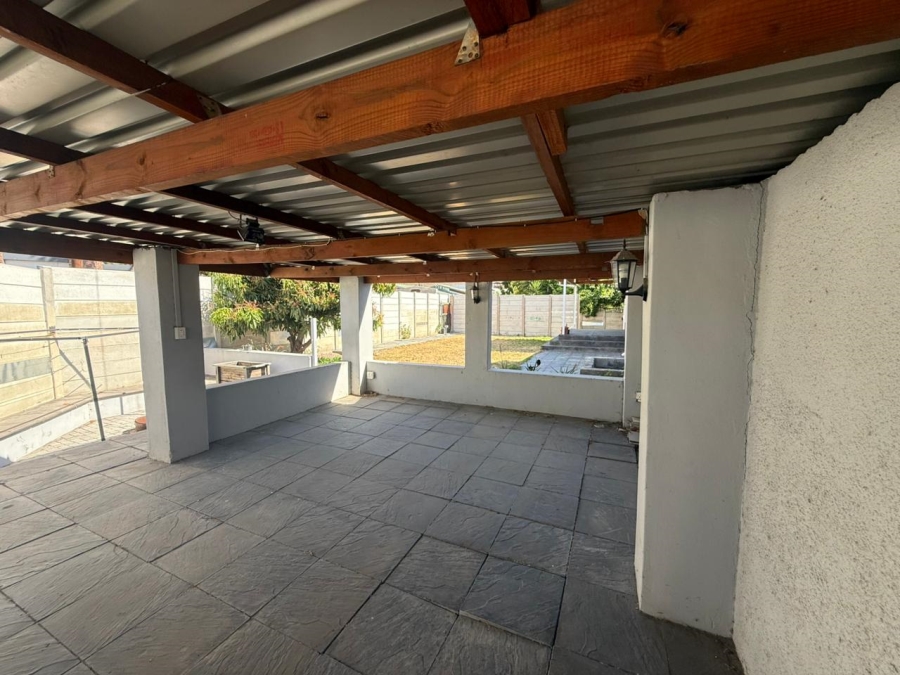 3 Bedroom Property for Sale in De Doorns Western Cape